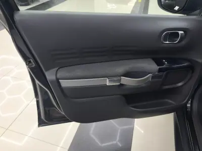 Citroën C4 Cactus 2015 - 10950 EUR, 186687 km - AUTO.MOTO.pt - 186687km - foto 21 de 46
