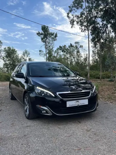 Peugeot 308 SW 2015 - 9500 EUR, 210430 km - AUTO.MOTO.pt - 210430km - foto 6 de 23