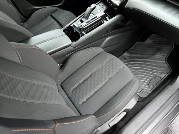 Peugeot 508 SW 2021 - 15750 EUR, 170000 km - AUTO.MOTO.pt - 170000km - foto 26 de 32