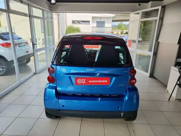 Smart Fortwo Cabrio 2009 - 5750 EUR, 141300 km - AUTO.MOTO.pt - 141300km - foto 9 de 30