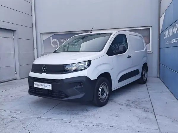 Opel COMBO 2025 - 19750 EUR, 11997 km - AUTO.MOTO.pt - 11997km - foto 4 de 21