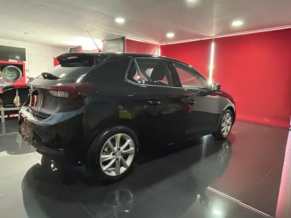 Opel Corsa 2022 - 14500 EUR, 129734 km - AUTO.MOTO.pt - 129734km - foto 8 de 23