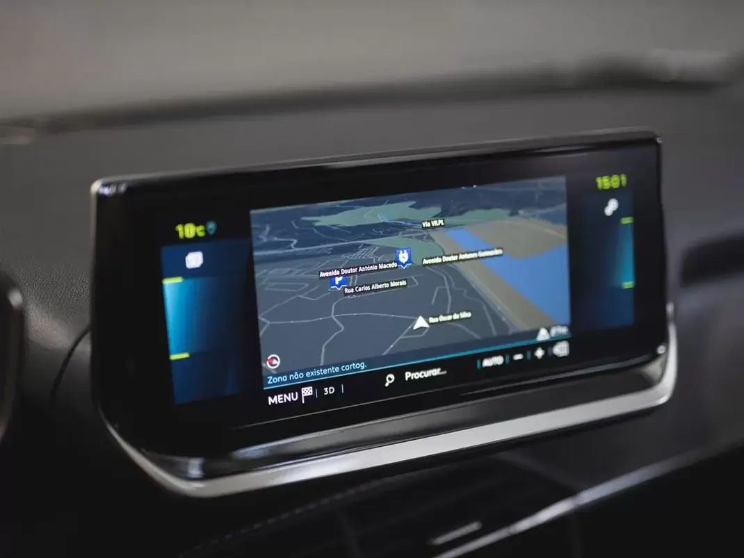 Peugeot e-2008 2023 - 20750 EUR, 50011 km - AUTO.MOTO.pt - 50011km - foto 18 de 21