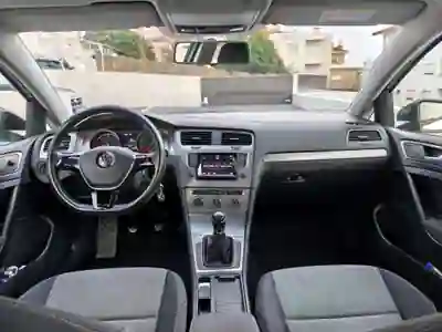 Volkswagen Golf 2013 — foto 5 de 15