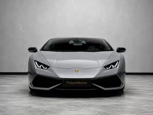 Lamborghini Huracán 2017 - 279000 EUR, 57552 km - AUTO.MOTO.pt - 57552km - foto 3 de 13
