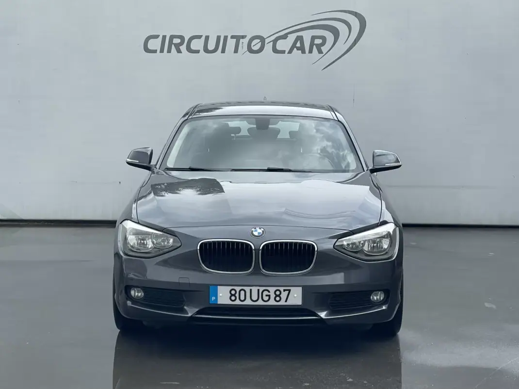 BMW 116 2013 - 10750 EUR, 174770 km - AUTO.MOTO.pt - 174770km - foto 5 de 8