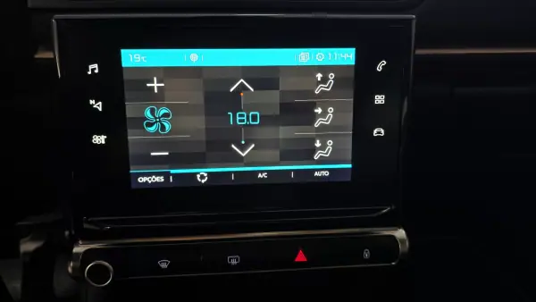 Citroën C3 2019 - 12750 EUR, 56334 km - AUTO.MOTO.pt - 56334km - foto 34 de 75