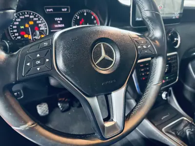 Mercedes-Benz A 160 2014 - 12990 EUR, 163824 km - AUTO.MOTO.pt - 163824km - foto 31 de 34