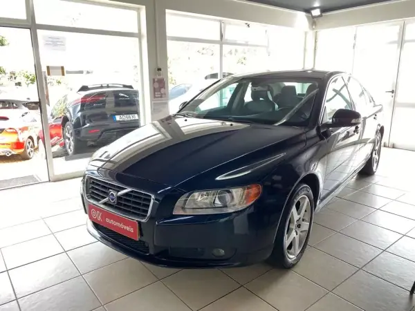 Volvo S80 2007 - 7500 EUR, 369251 km - AUTO.MOTO.pt - 369251km - foto 32 de 33
