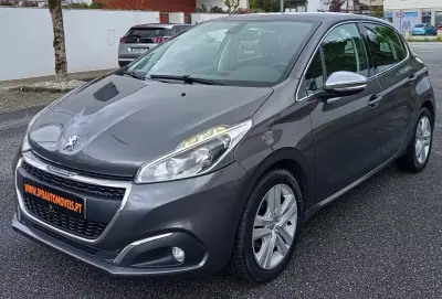 Peugeot 208 2018 - 187200km