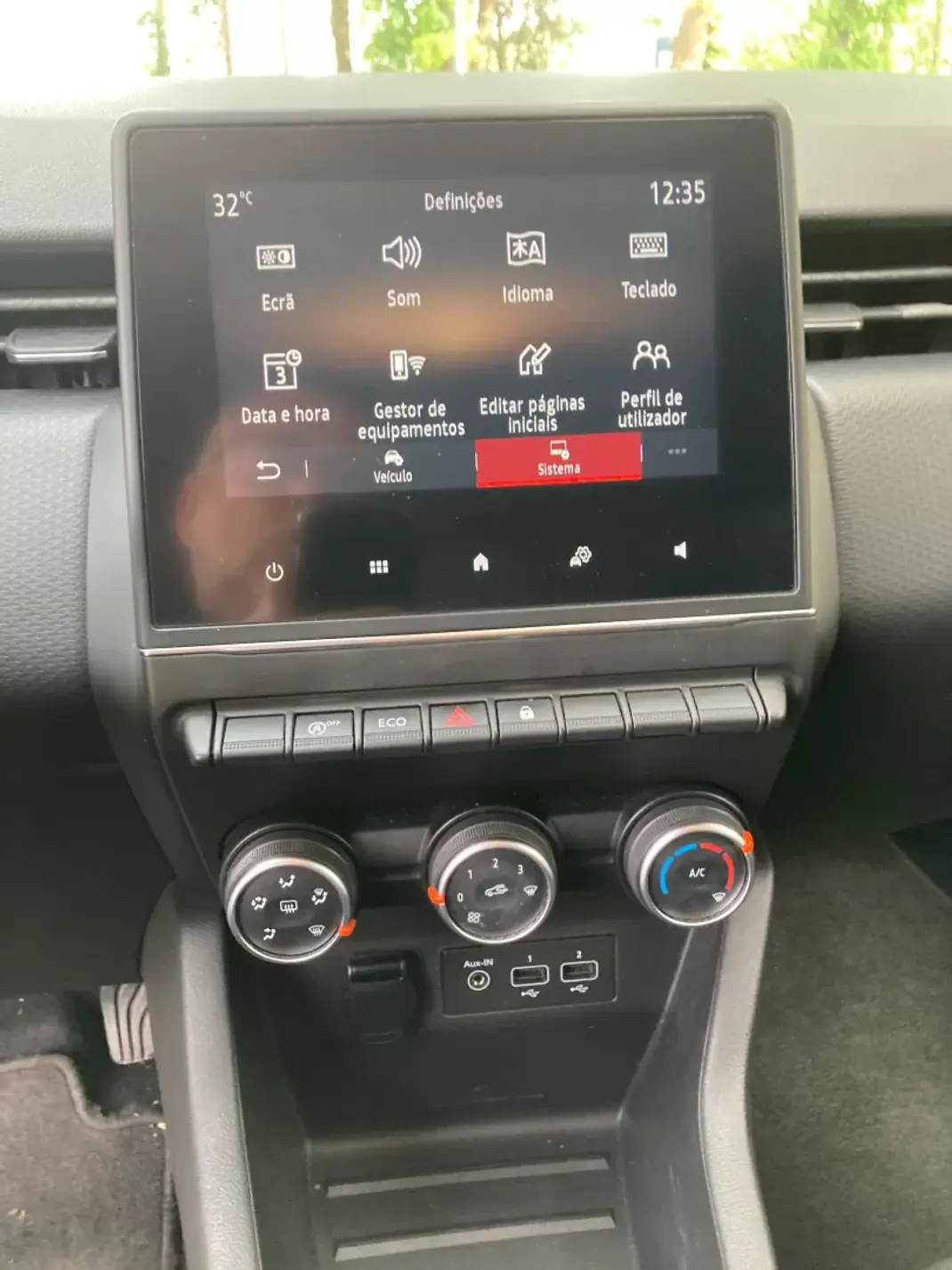 Renault Clio 2020 - 13890 EUR, 145621 km - AUTO.MOTO.pt - 145621km - foto 10 de 20