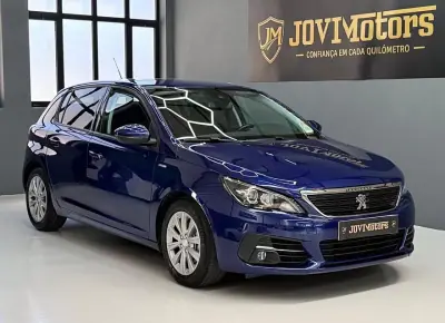 Peugeot 308 2020 - 10999 EUR, 96028 km - AUTO.MOTO.pt - 96028km - foto 1 de 21
