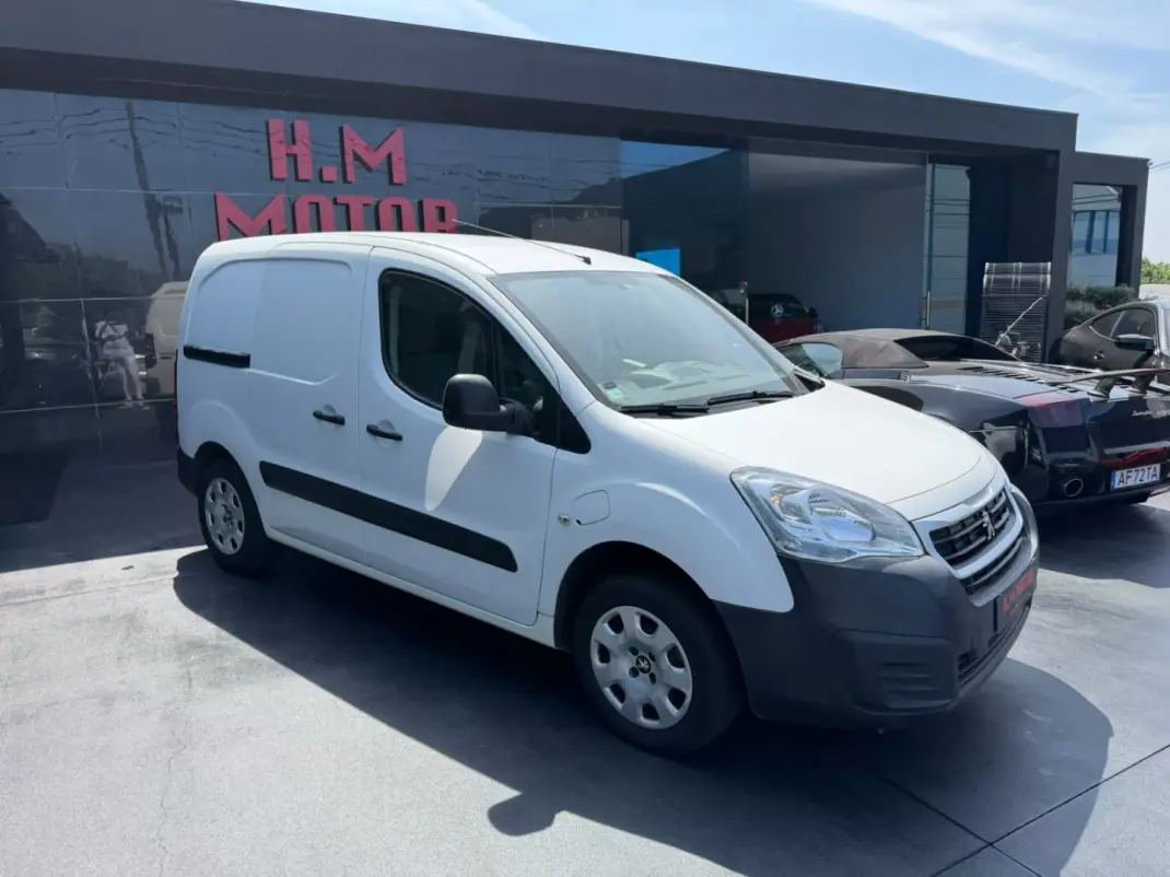 Peugeot e-Partner 2017 - 10500 EUR, 98000 km - 98000km - foto 2 de 8
