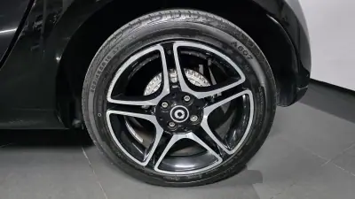 Smart ForTwo Coupé 2018 - 14990 EUR, 72000 km - AUTO.MOTO.pt - 72000km - foto 36 de 37