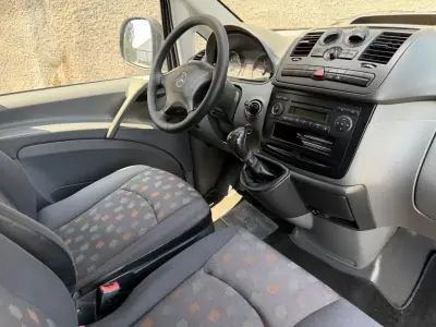 Mercedes-Benz 2009 - 10000 EUR, 265000 km - AUTO.MOTO.pt - 265000km - foto 4 de 12