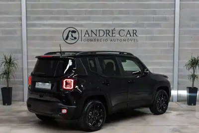 Jeep Renegade 2022 - 23950 EUR, 10796 km - AUTO.MOTO.pt - 10796km - foto 7 de 37