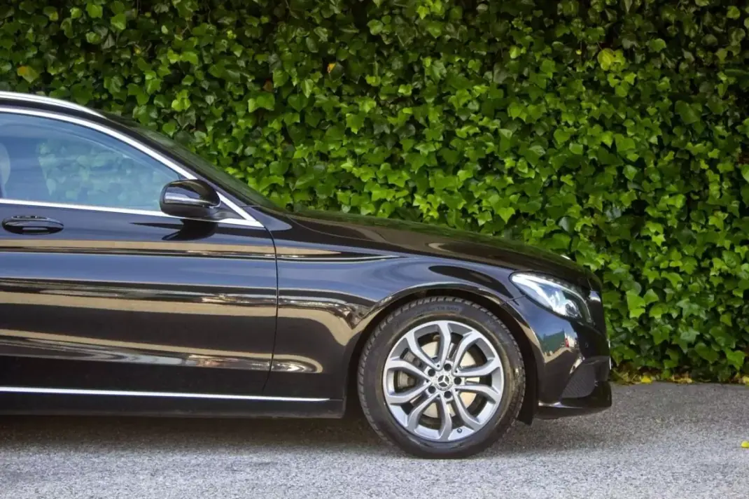 Mercedes-Benz C 220 2017 - 23900 EUR, 125000 km - AUTO.MOTO.pt - 125000km - foto 5 de 16