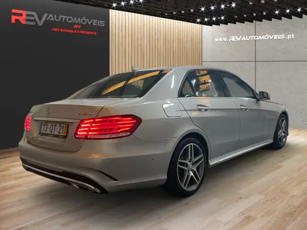 Mercedes-Benz E 250 2016 - 15950 EUR, 453700 km - AUTO.MOTO.pt - 453700km - foto 3 de 20