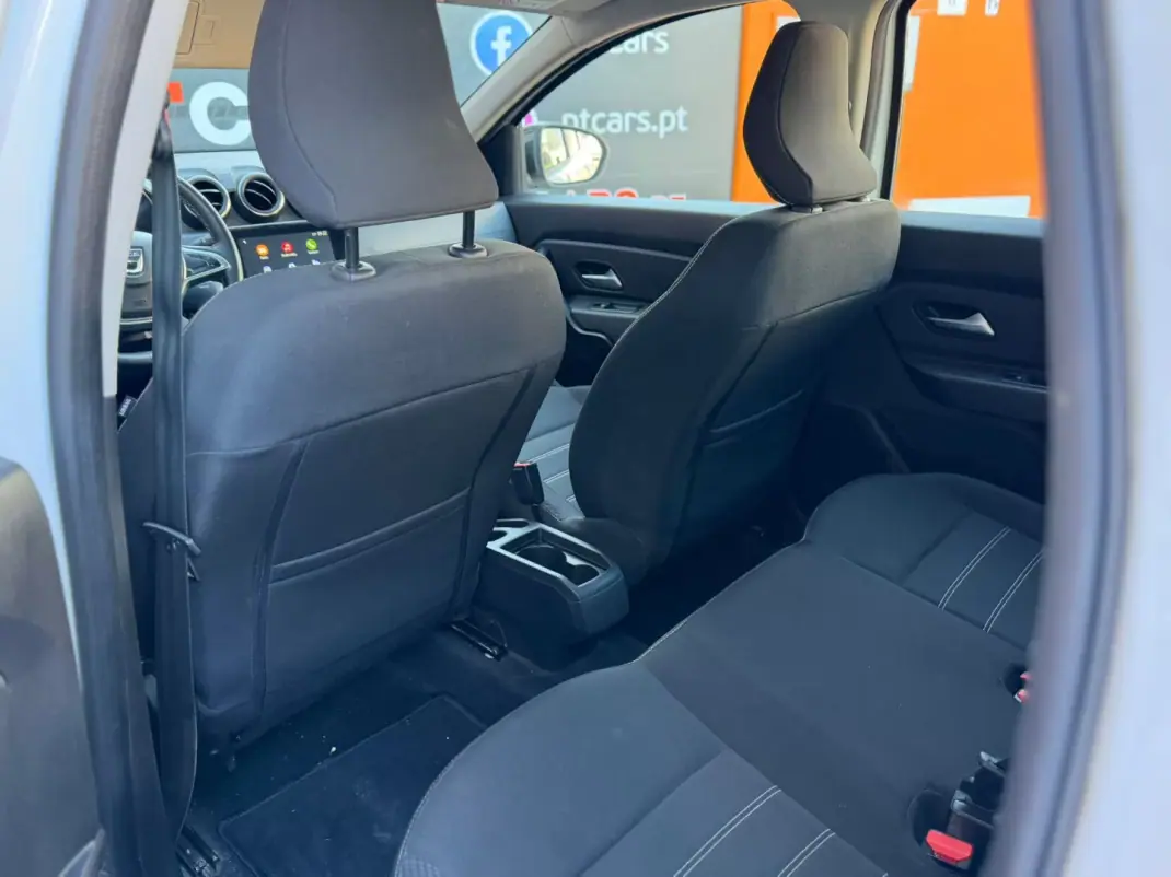 Dacia Duster 2022 - 18900 EUR, 176614 km - AUTO.MOTO.pt - 176614km - foto 12 de 13