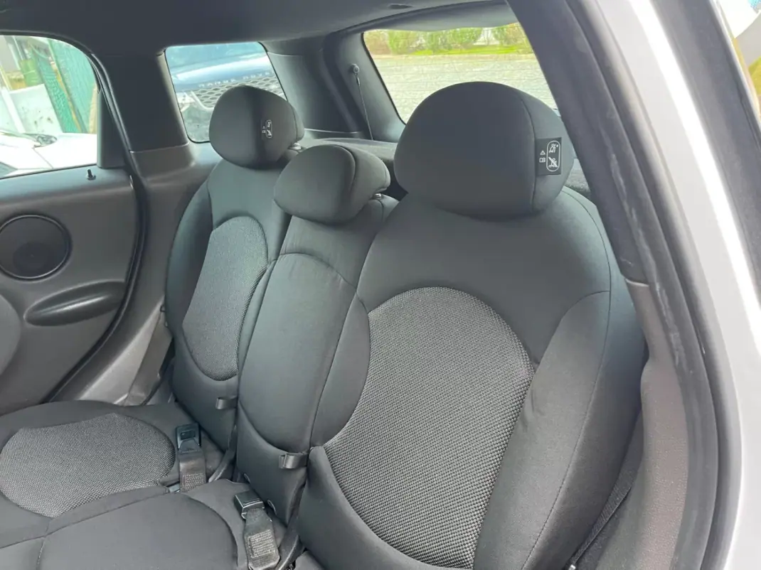 MINI Countryman 2011 - 9999 EUR, 208121 km - AUTO.MOTO.pt - 208121km - foto 13 de 21