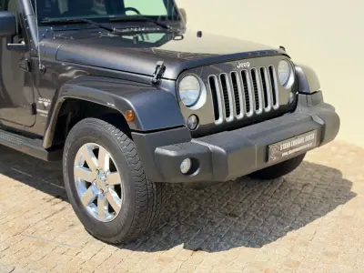 Jeep Wrangler Unlimited 2018 - 49900 EUR, 70780 km - 70780km - foto 4 de 16