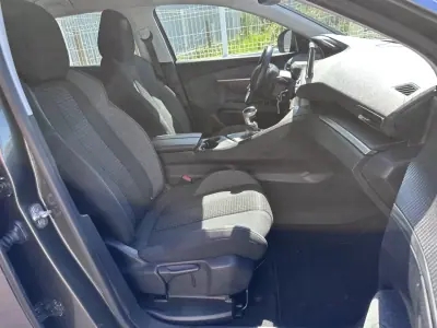 Peugeot 3008 2019 - 13900 EUR, 180724 km - AUTO.MOTO.pt - 180724km - foto 31 de 34