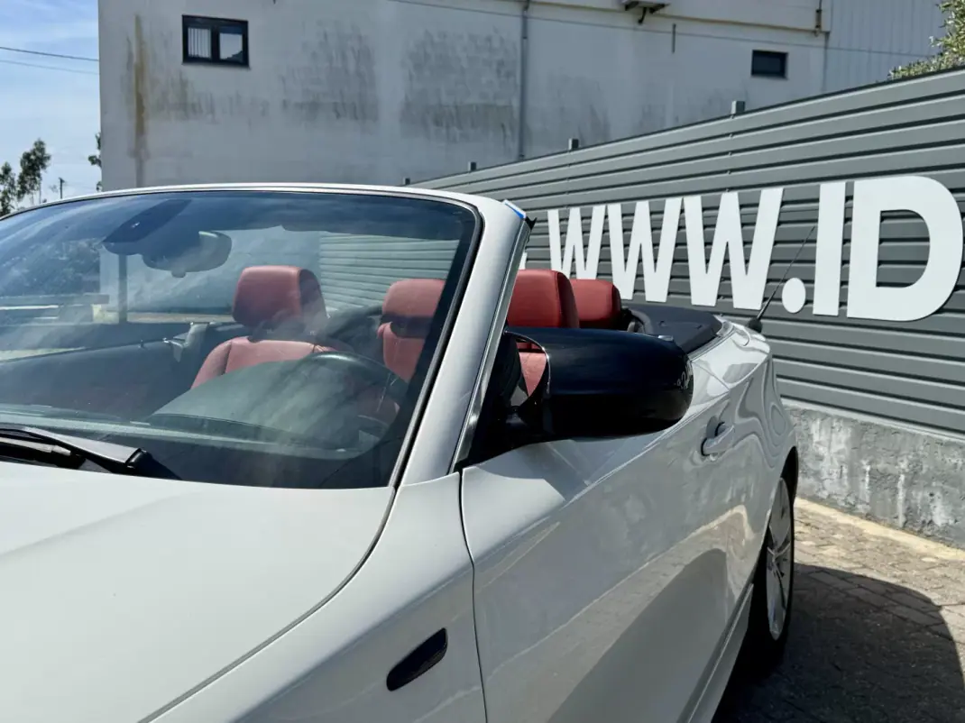 BMW 120 2010 - 14950 EUR, 159000 km - AUTO.MOTO.pt - 159000km - foto 13 de 24