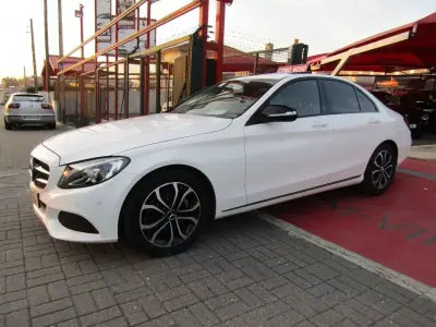 Mercedes-Benz C 200 2015 - 23750 EUR, 154364 km - 154364km - foto 1 de 23