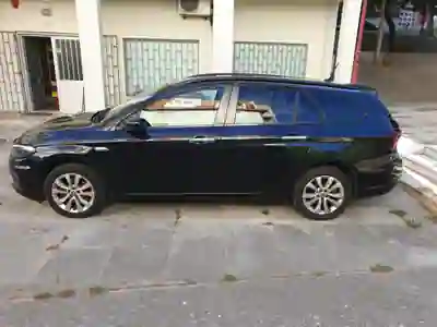 Fiat Tipo Station Wagon 2019 - 6750 EUR, 260000 km - AUTO.MOTO.pt - 260000km - foto 3 de 5