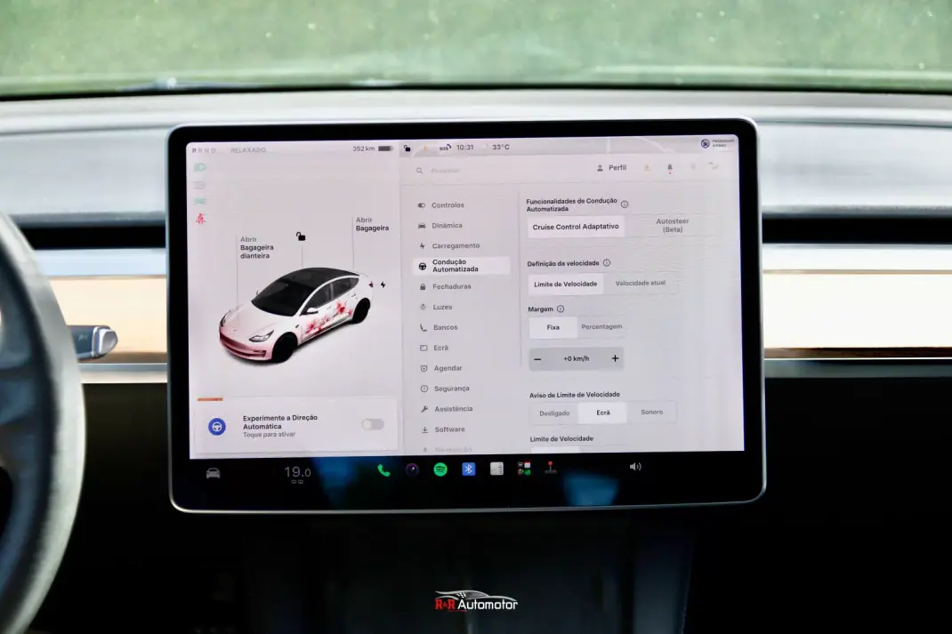 Tesla Model 3 2021 - 32400 EUR, 70000 km - AUTO.MOTO.pt - 70000km - foto 31 de 39