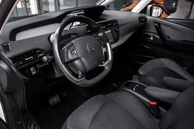 Citroën Grand C4 Spacetourer 2019 - 10750 EUR, 230819 km - AUTO.MOTO.pt - 230819km - foto 21 de 38
