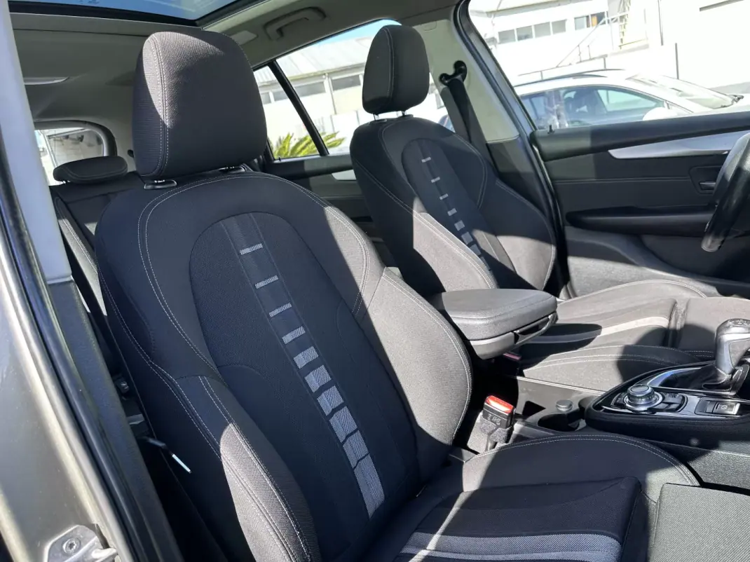BMW 216 Gran Tourer 2015 - 14900 EUR, 180000 km - AUTO.MOTO.pt - 180000km - foto 70 de 77