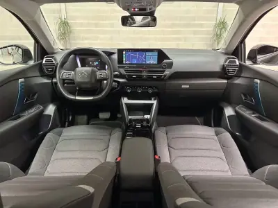 Citroën e-C4 2024 - 22950 EUR, 9452 km - AUTO.MOTO.pt - 9452km - foto 12 de 53