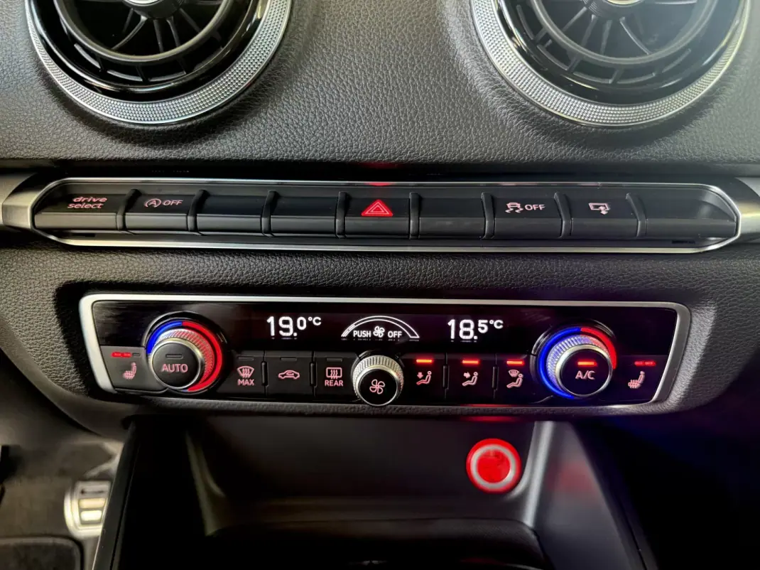 Audi A3 Sportback 2016 - 16000 EUR, 158000 km - AUTO.MOTO.pt - 158000km - foto 65 de 94