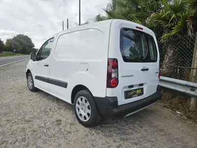 Peugeot Partner 2018 — foto 4 de 11