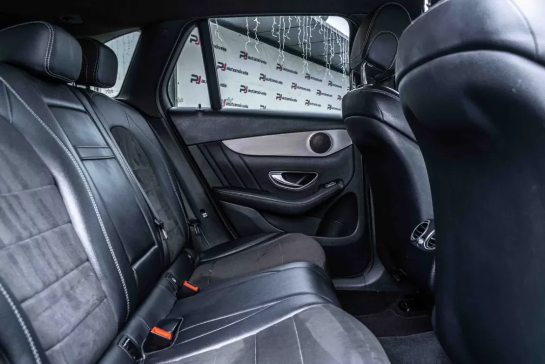 Mercedes-Benz GLC 250 2018 - 33900 EUR, 186200 km - AUTO.MOTO.pt - 186200km - foto 16 de 19