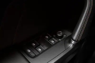 Cupra Formentor 2022 - 59900 EUR, 60788 km - AUTO.MOTO.pt - 60788km - foto 24 de 53