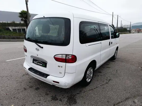 Hyundai H-1 2004 - 7500 EUR, 160000 km - AUTO.MOTO.pt - 160000km - foto 7 de 13