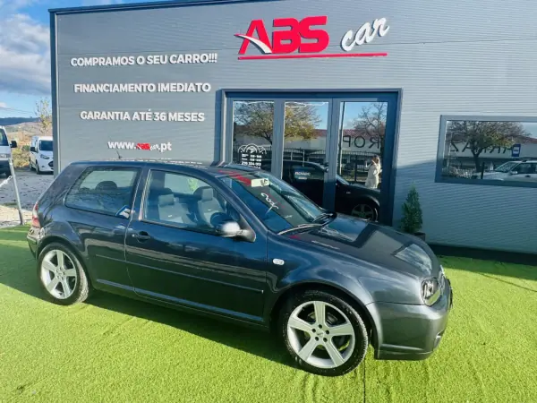 Volkswagen Golf 2001 - 7999 EUR, 269000 km - AUTO.MOTO.pt - 269000km - foto 3 de 30