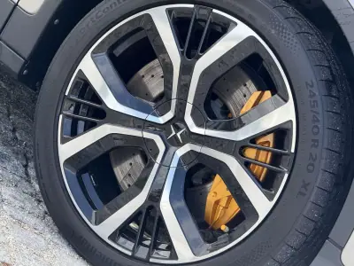 Polestar 2 2020 - 34000 EUR, 59000 km - AUTO.MOTO.pt - 59000km - foto 31 de 31