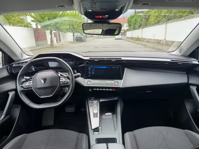 Peugeot 308 SW 2023 - 22490 EUR, 31200 km - 31200km - foto 15 de 19