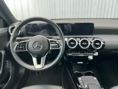 Mercedes-Benz A 250e 2022 - 28750 EUR, 42690 km - AUTO.MOTO.pt - 42690km - foto 8 de 20