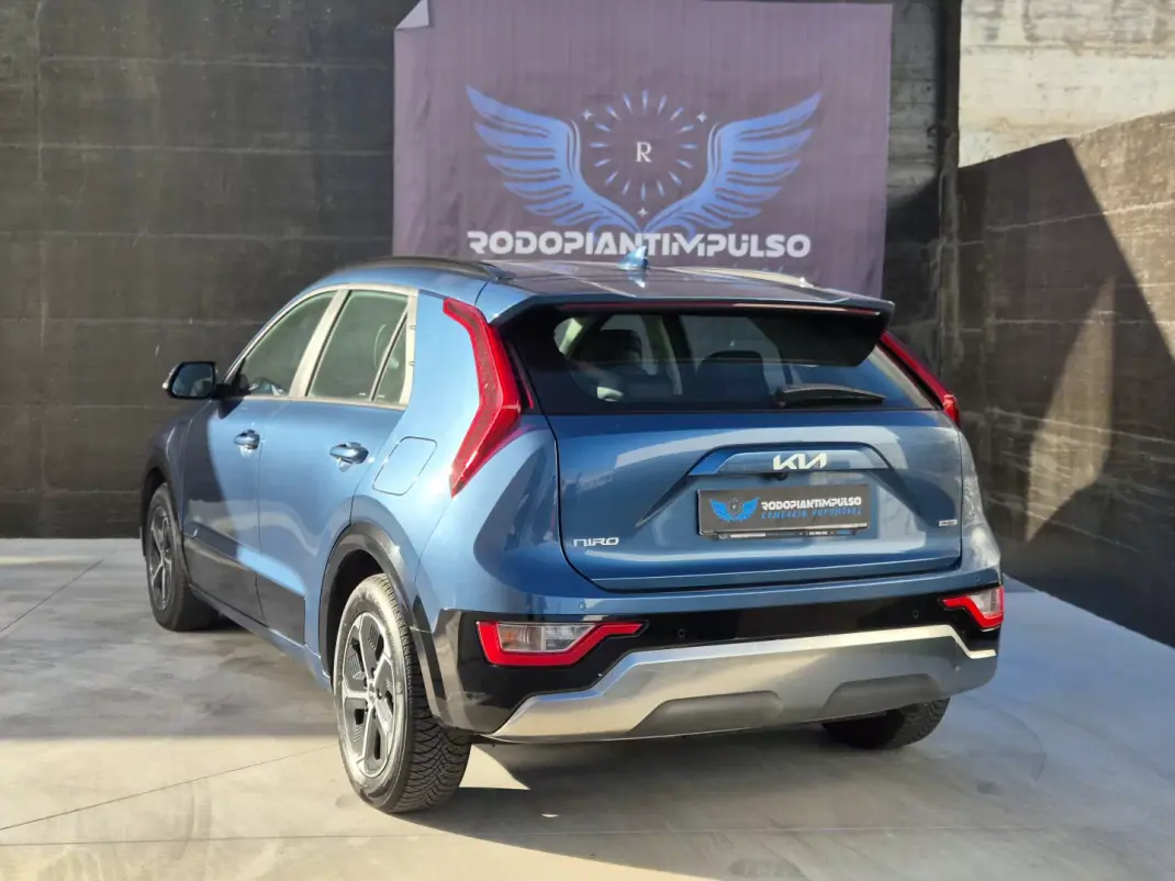 Kia Niro 2022 - 24750 EUR, 72000 km - 72000km - foto 7 de 47