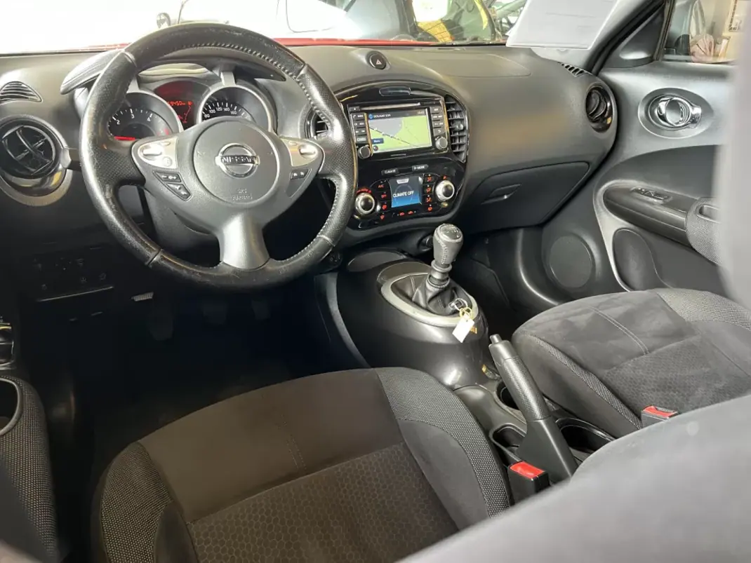Nissan Juke 2016 - 12250 EUR, 159450 km - AUTO.MOTO.pt - 159450km - foto 18 de 24