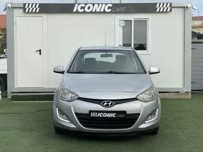 Hyundai i20 2014 - 6990 EUR, 135000 km - foto 2 de 26