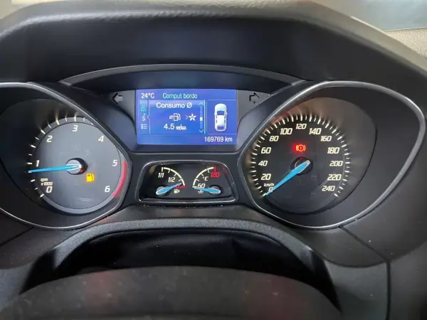 Ford Focus SW 2014 - 6900 EUR, 169769 km - 169769km - foto 10 de 18