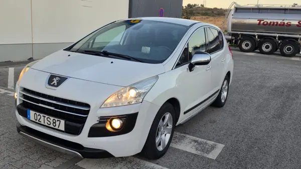 Peugeot E-5008 2000 híbrido 4 200 Cv's  2013 Híbrido (Diesel)