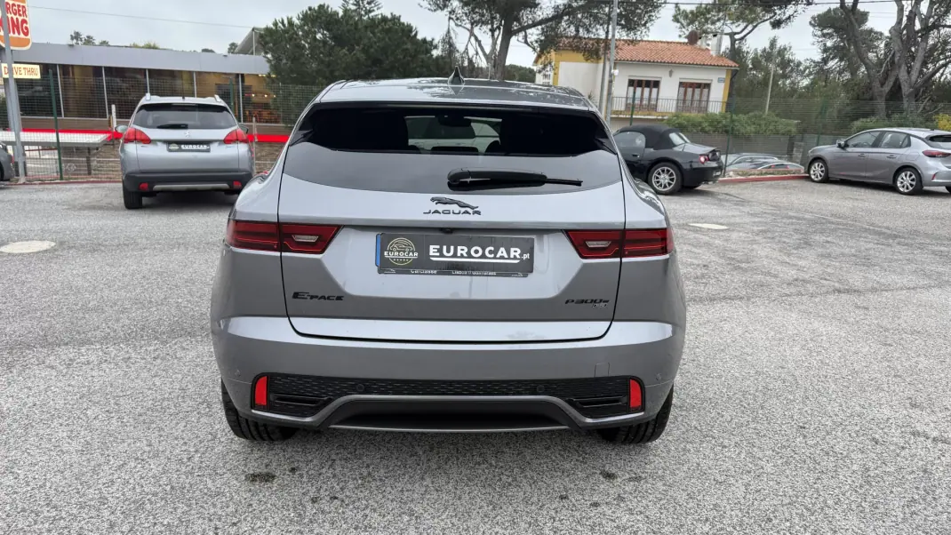 Jaguar E-Pace 2023 - 45500 EUR, 40380 km - AUTO.MOTO.pt - 40380km - foto 4 de 38