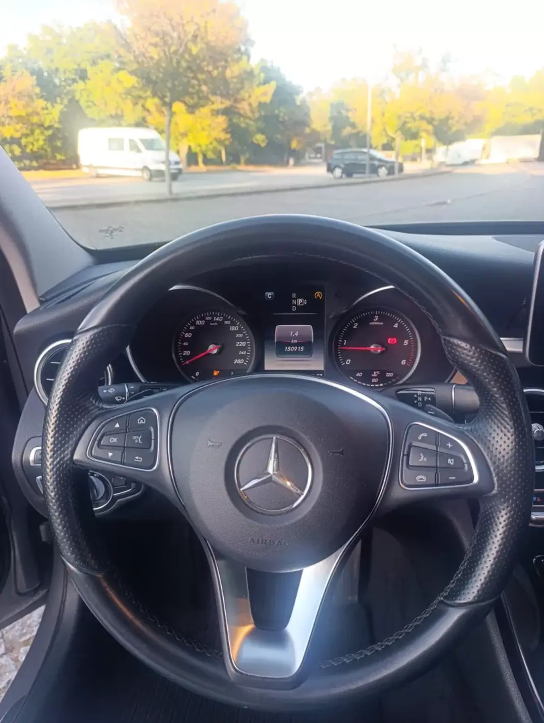 Mercedes-Benz C 220 2015 - 19500 EUR, 150000 km - 150000km - foto 11 de 15