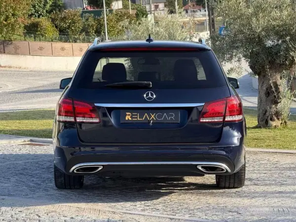 Mercedes-Benz E 250 2014 - 17999 EUR, 250000 km - AUTO.MOTO.pt - 250000km - foto 7 de 27
